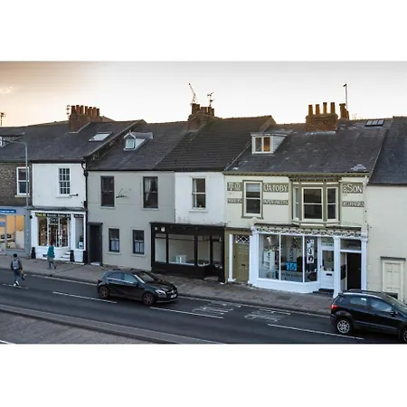Spacious Bright & Homely House By The River Ouse Apartman *